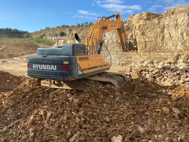 Hyundai HX 480 - Máy xúc bánh xích: hình 4 Hyundai HX 480 - Máy xúc bánh xích: hình 4