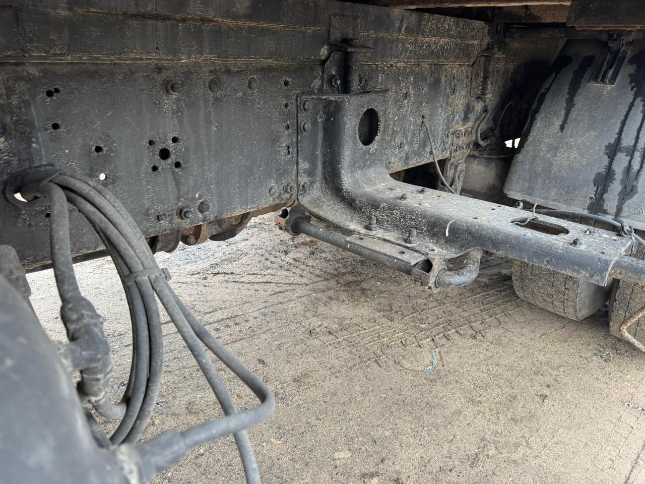 Xe tải thùng lửng/ Phẳng IVECO Eurostar 380: hình 12 Xe tải thùng lửng/ Phẳng IVECO Eurostar 380: hình 12