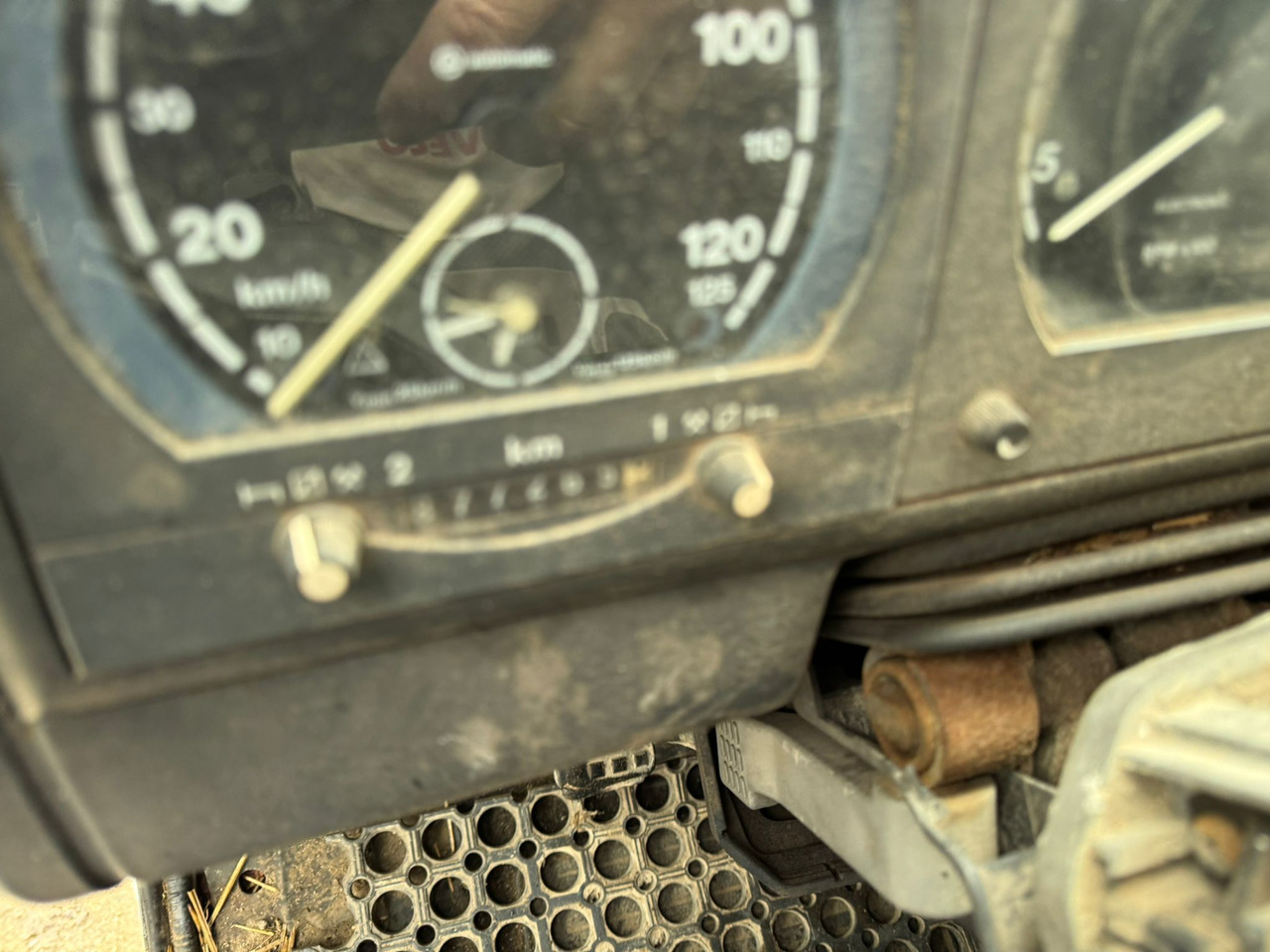 Xe tải thùng lửng/ Phẳng IVECO Eurostar 380: hình 16 Xe tải thùng lửng/ Phẳng IVECO Eurostar 380: hình 16