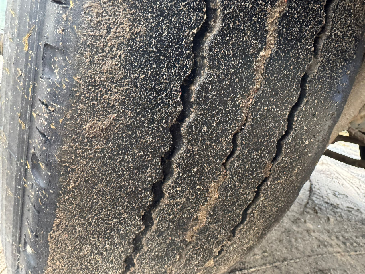 Xe tải thùng lửng/ Phẳng IVECO Eurostar 380: hình 14 Xe tải thùng lửng/ Phẳng IVECO Eurostar 380: hình 14