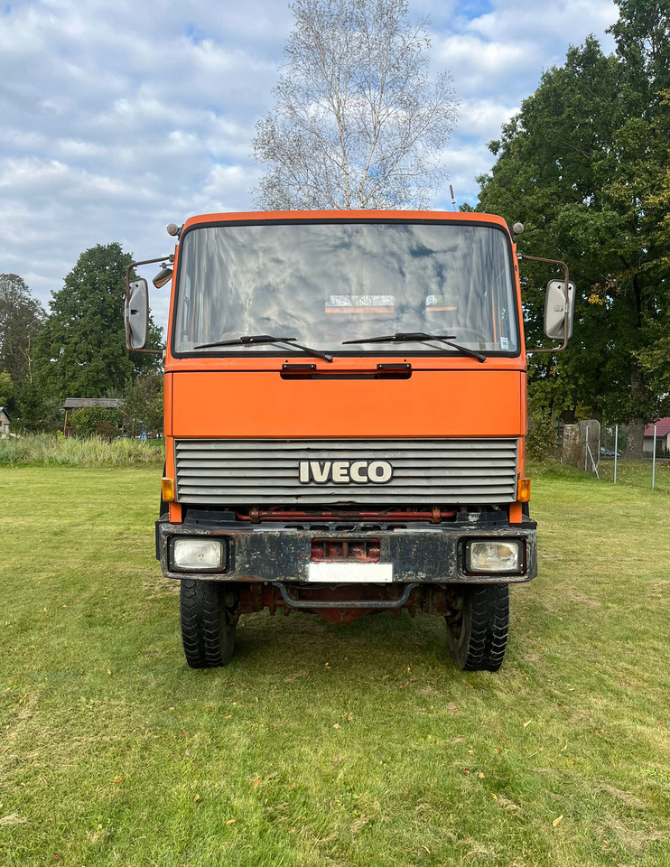 IVECO Magirus 260-30 - Xe ben: hình 2 IVECO Magirus 260-30 - Xe ben: hình 2