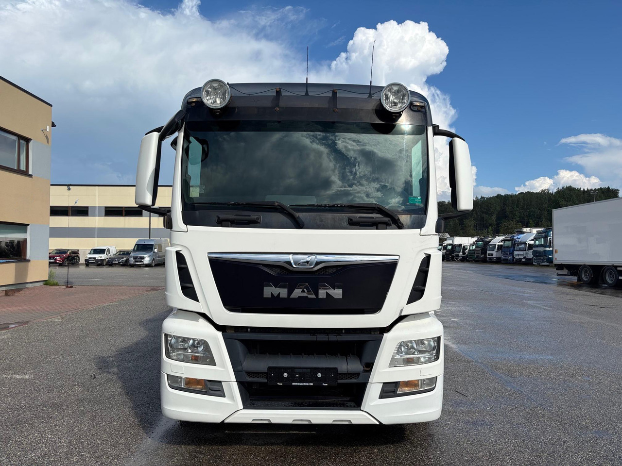 MAN TGS 26.440 - Xe tải đông lạnh: hình 2 MAN TGS 26.440 - Xe tải đông lạnh: hình 2