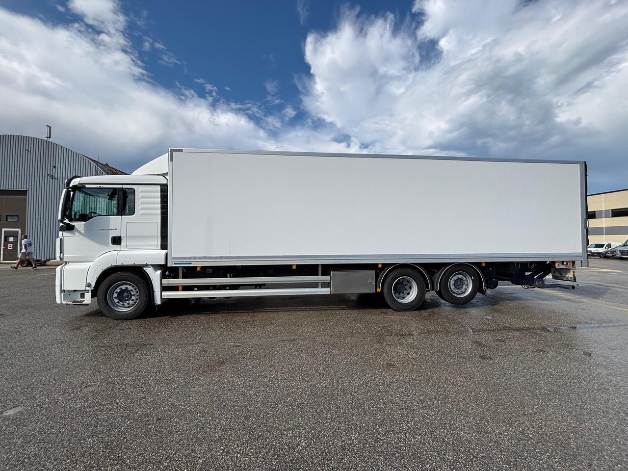 MAN TGS 26.440 - Xe tải đông lạnh: hình 4 MAN TGS 26.440 - Xe tải đông lạnh: hình 4