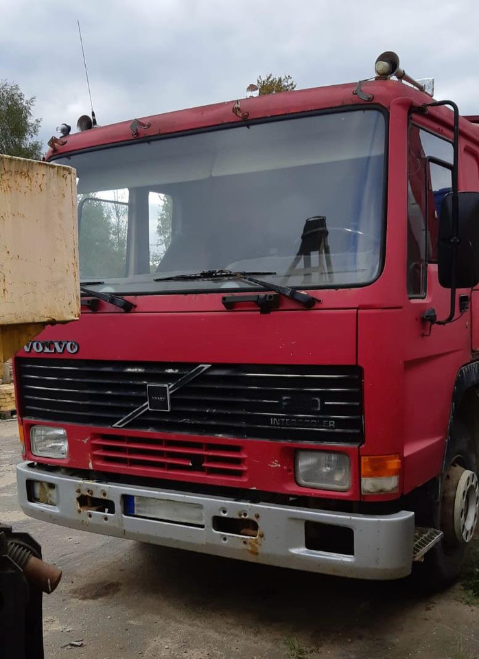 VOLVO FL10 - Xe ben: hình 2 VOLVO FL10 - Xe ben: hình 2