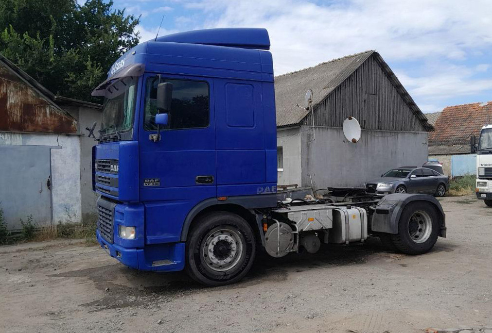DAF XF 95.380 - Xe đầu kéo: hình 3 DAF XF 95.380 - Xe đầu kéo: hình 3
