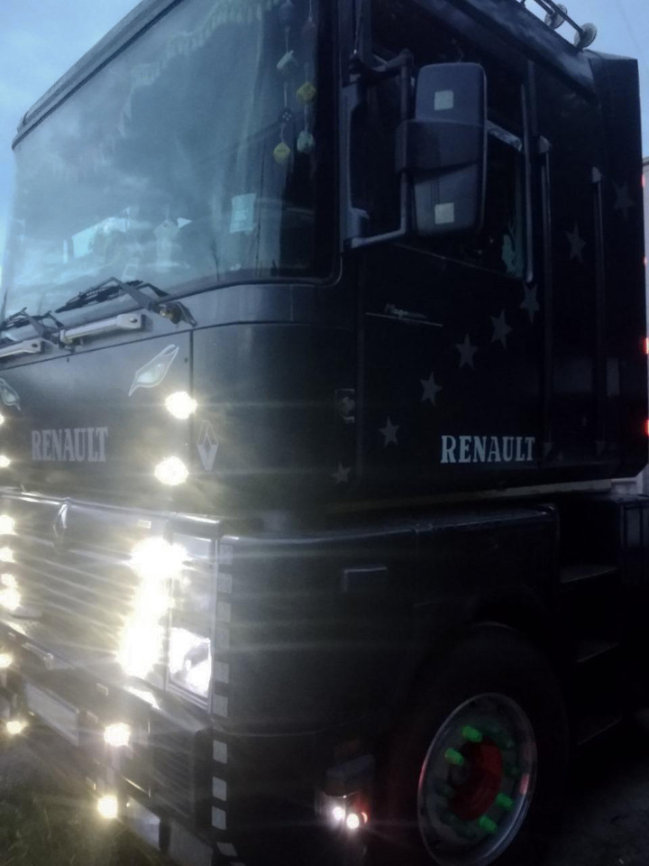 RENAULT Magnum 390 - Xe đầu kéo: hình 2 RENAULT Magnum 390 - Xe đầu kéo: hình 2