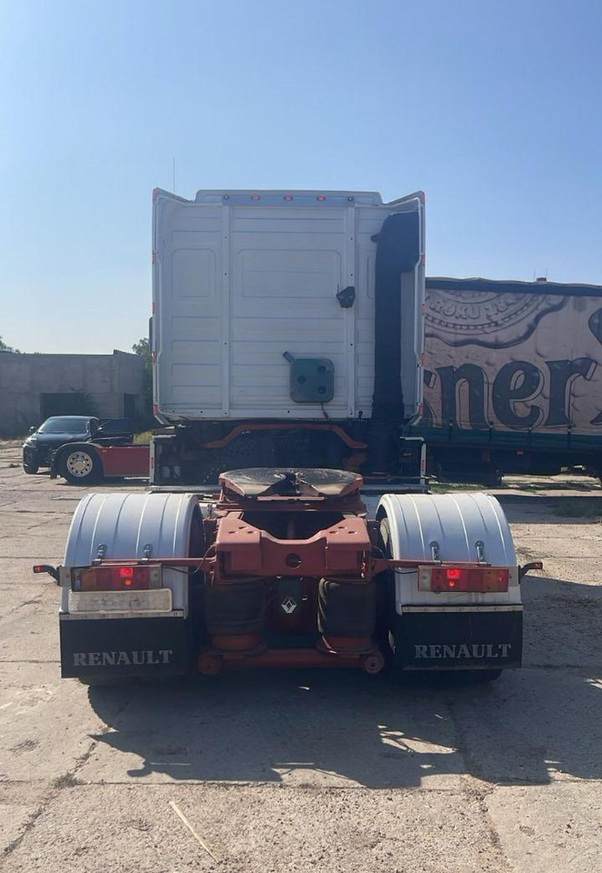 RENAULT Magnum 420 - Xe đầu kéo: hình 5 RENAULT Magnum 420 - Xe đầu kéo: hình 5