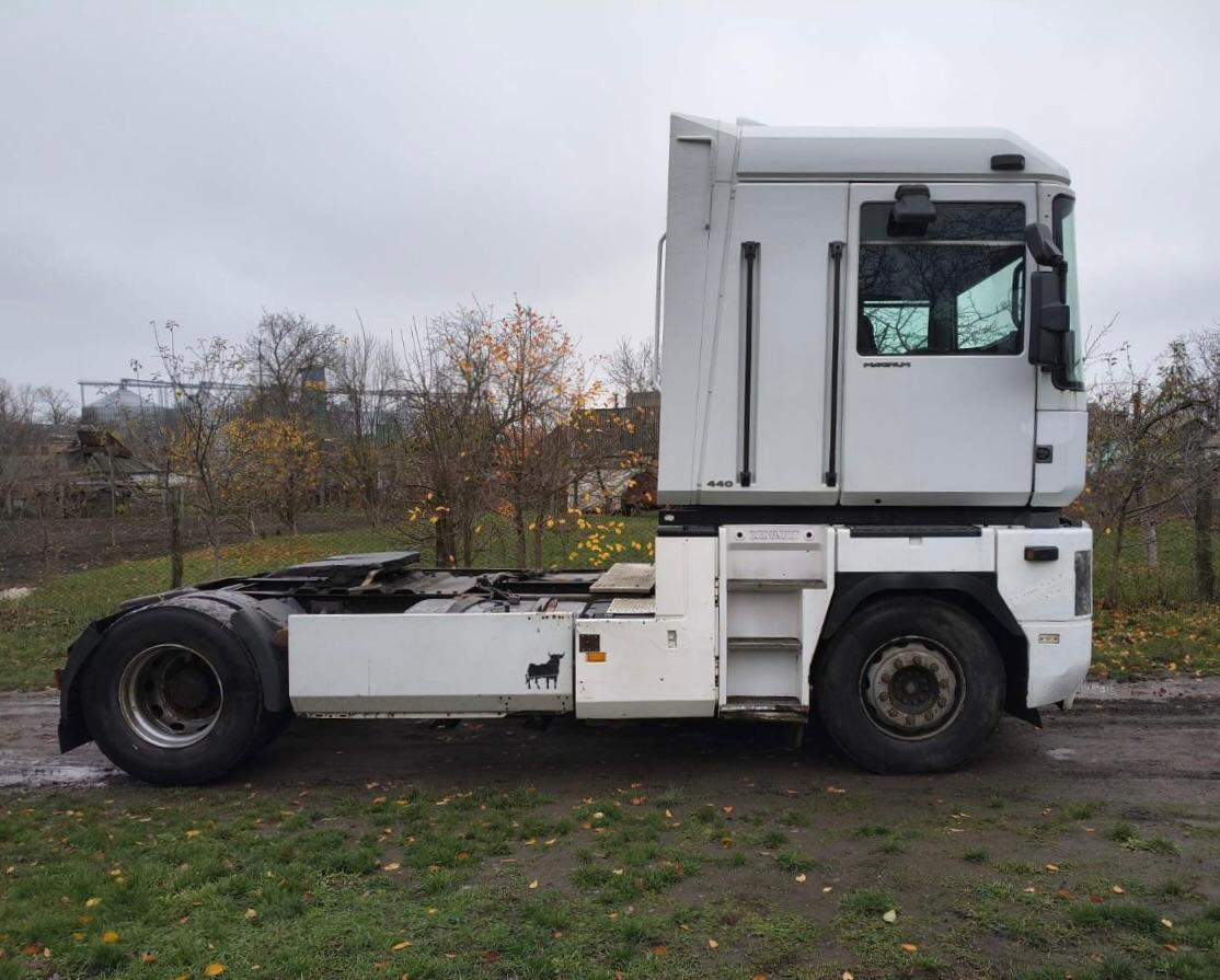 RENAULT Magnum 440 ID1482S - Xe đầu kéo: hình 4 RENAULT Magnum 440 ID1482S - Xe đầu kéo: hình 4