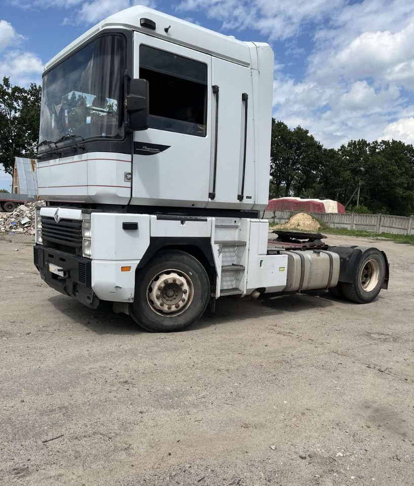 RENAULT Magnum 470 - Xe đầu kéo: hình 2 RENAULT Magnum 470 - Xe đầu kéo: hình 2