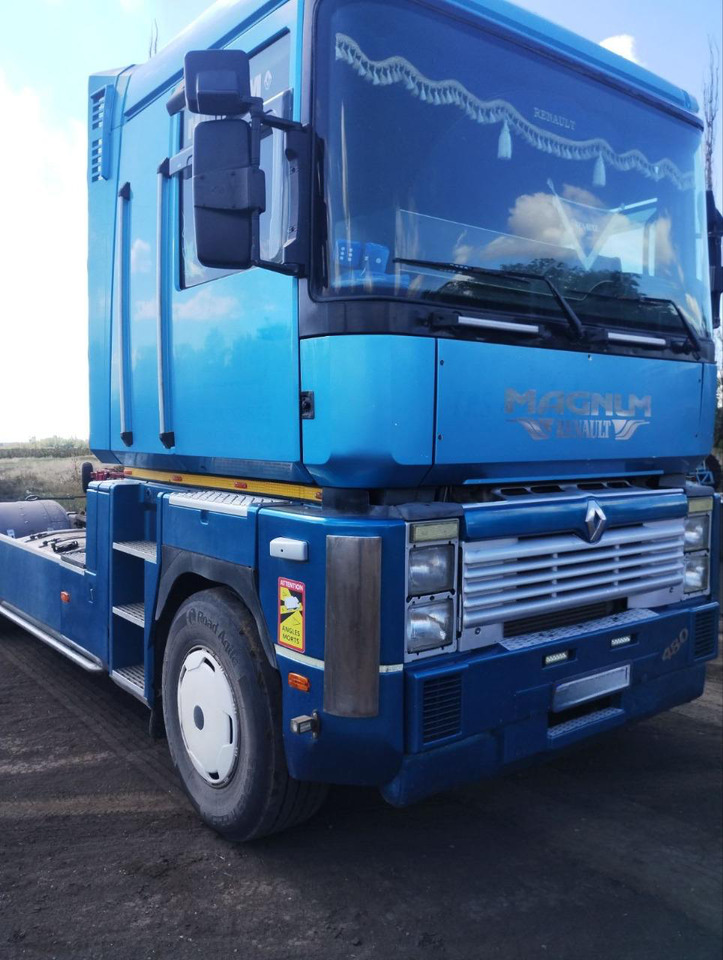 RENAULT Magnum 480 - Xe đầu kéo: hình 2 RENAULT Magnum 480 - Xe đầu kéo: hình 2