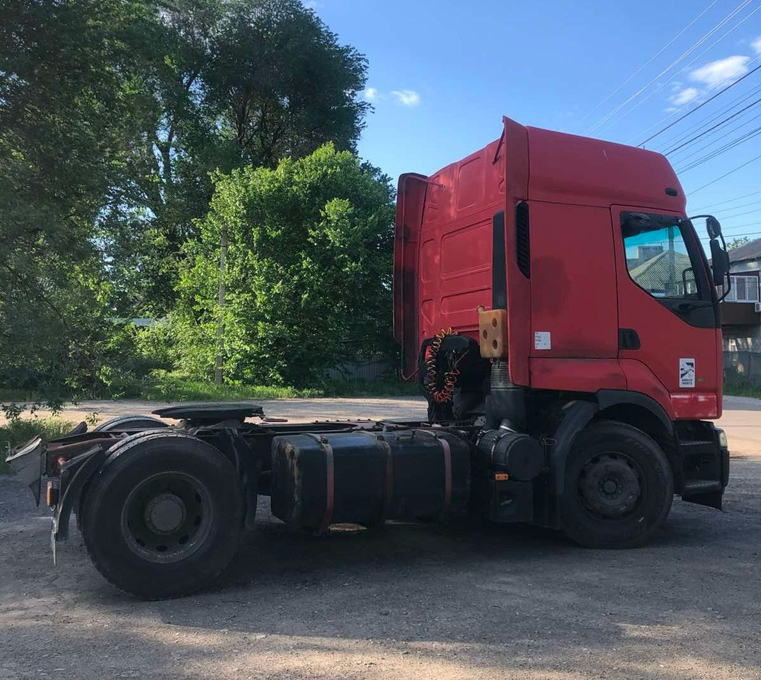 RENAULT Premium 385 - Xe đầu kéo: hình 5 RENAULT Premium 385 - Xe đầu kéo: hình 5