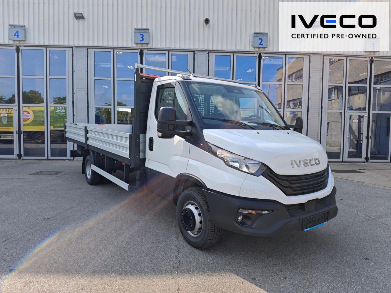 IVECO Pritsche - Xe tải thùng lửng/ Phẳng: hình 5 IVECO Pritsche - Xe tải thùng lửng/ Phẳng: hình 5