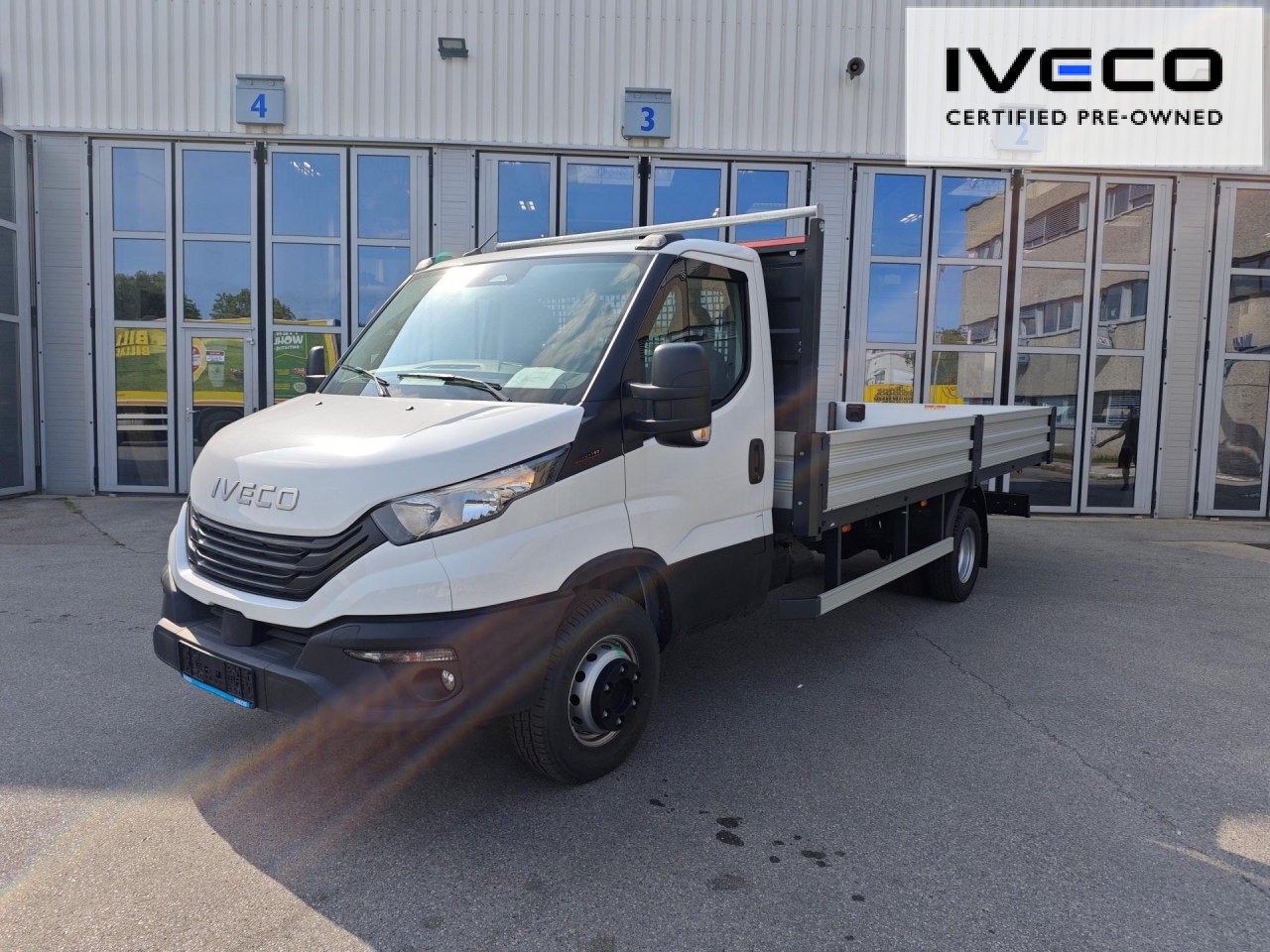 IVECO Pritsche - Xe tải thùng lửng/ Phẳng: hình 1 IVECO Pritsche - Xe tải thùng lửng/ Phẳng: hình 1