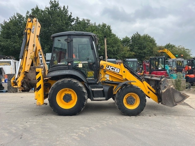 JCB 3 CX Contractor - Máy xúc trước múc sau: hình 1 JCB 3 CX Contractor - Máy xúc trước múc sau: hình 1