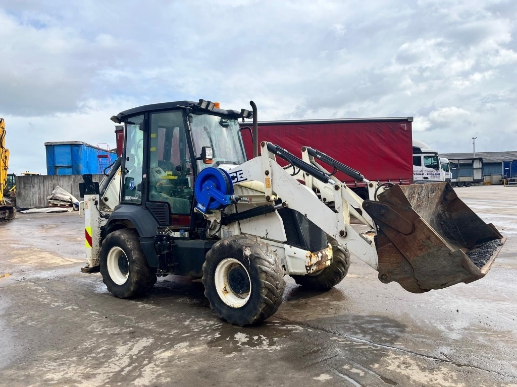 JCB 3CX Compact - Máy xúc trước múc sau: hình 2 JCB 3CX Compact - Máy xúc trước múc sau: hình 2