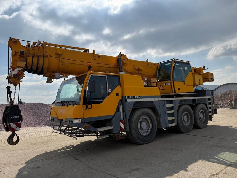 Liebherr LTM1055/1 - Cần cẩu mọi địa hình: hình 3 Liebherr LTM1055/1 - Cần cẩu mọi địa hình: hình 3