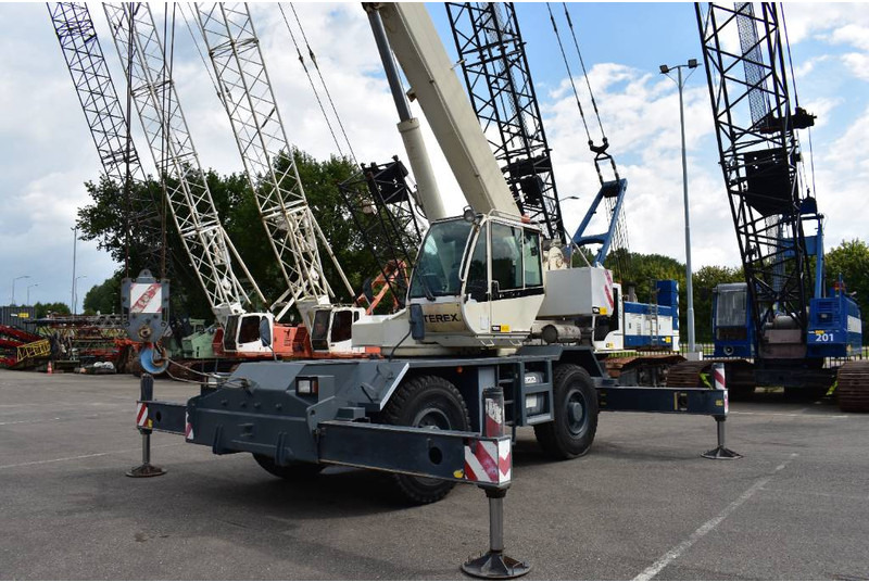 Terex Bendini RC30-1 - Cẩu địa hình: hình 2 Terex Bendini RC30-1 - Cẩu địa hình: hình 2