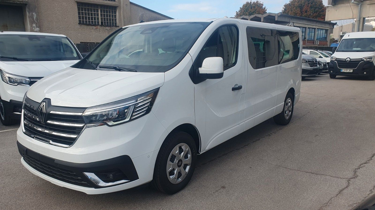 Renault Trafic Passenger Grand Intens dCi 150 - Xe van chở khách: hình 1 Renault Trafic Passenger Grand Intens dCi 150 - Xe van chở khách: hình 1