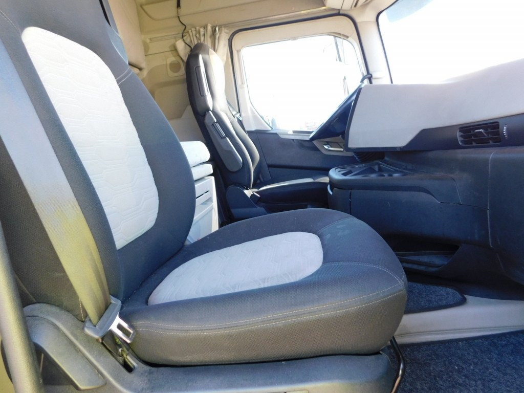 Ford F max 4x2 scab e6 12s2620 - Xe đầu kéo: hình 5 Ford F max 4x2 scab e6 12s2620 - Xe đầu kéo: hình 5