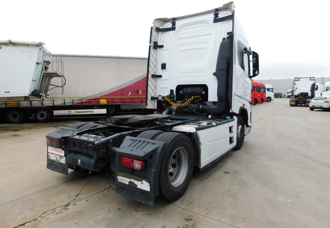 Ford F max 4x2 scab e6 12s2620 - Xe đầu kéo: hình 3 Ford F max 4x2 scab e6 12s2620 - Xe đầu kéo: hình 3