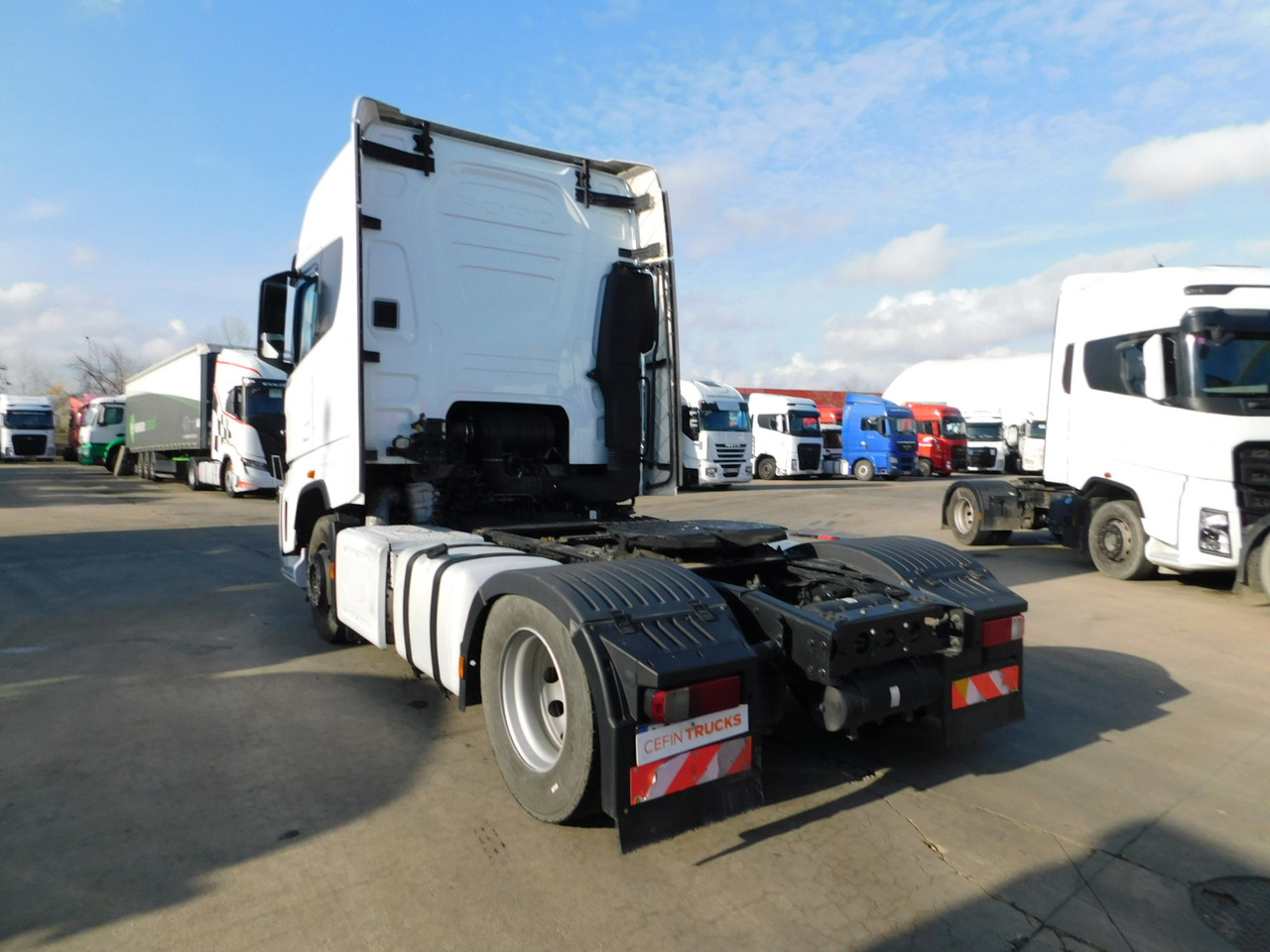 Ford F max 4x2 scab e6 12tx2620 - Xe đầu kéo: hình 4 Ford F max 4x2 scab e6 12tx2620 - Xe đầu kéo: hình 4