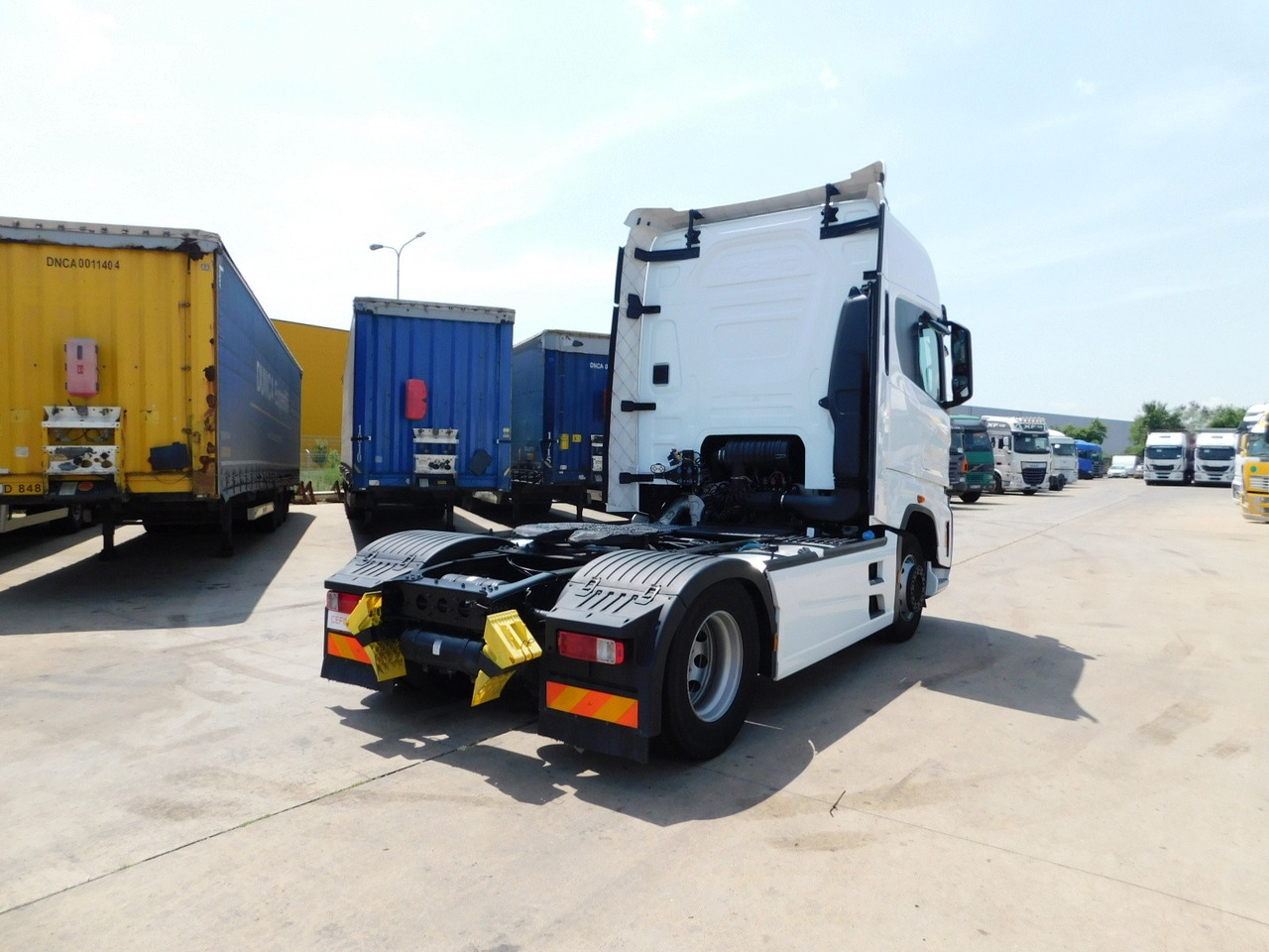 Ford F max 4x2 scab e6 12tx2620 ecotorq - Xe đầu kéo: hình 3 Ford F max 4x2 scab e6 12tx2620 ecotorq - Xe đầu kéo: hình 3