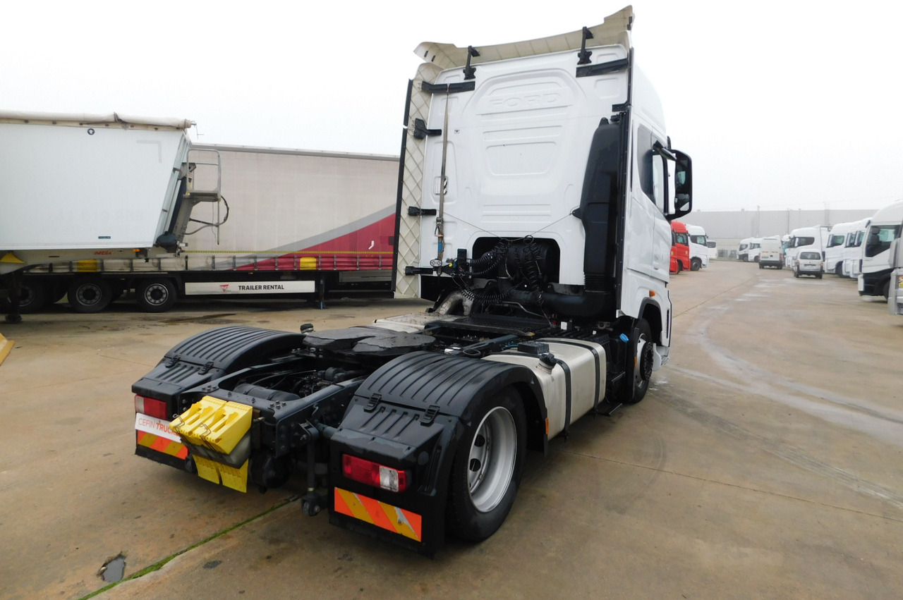 Ford F max ll 4x2 scab e6 12tx2620 - Xe đầu kéo: hình 3 Ford F max ll 4x2 scab e6 12tx2620 - Xe đầu kéo: hình 3