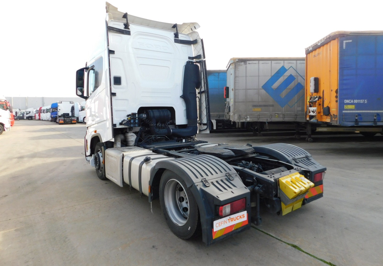 Ford F max ll 4x2 scab e6 12tx2620 - Xe đầu kéo: hình 4 Ford F max ll 4x2 scab e6 12tx2620 - Xe đầu kéo: hình 4