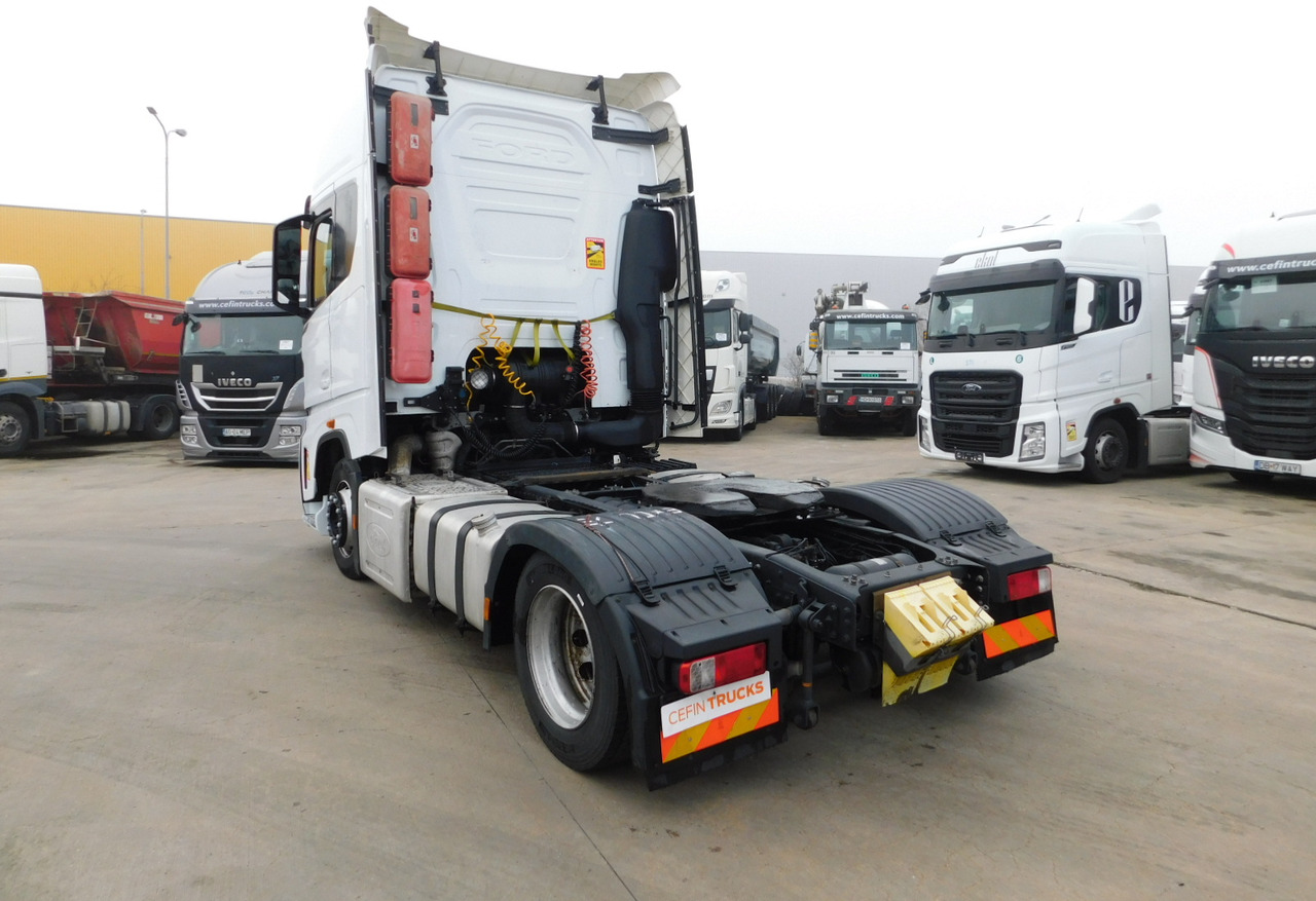 Ford F max ll 4x2 scab e6 12tx2620 - Xe đầu kéo: hình 4 Ford F max ll 4x2 scab e6 12tx2620 - Xe đầu kéo: hình 4