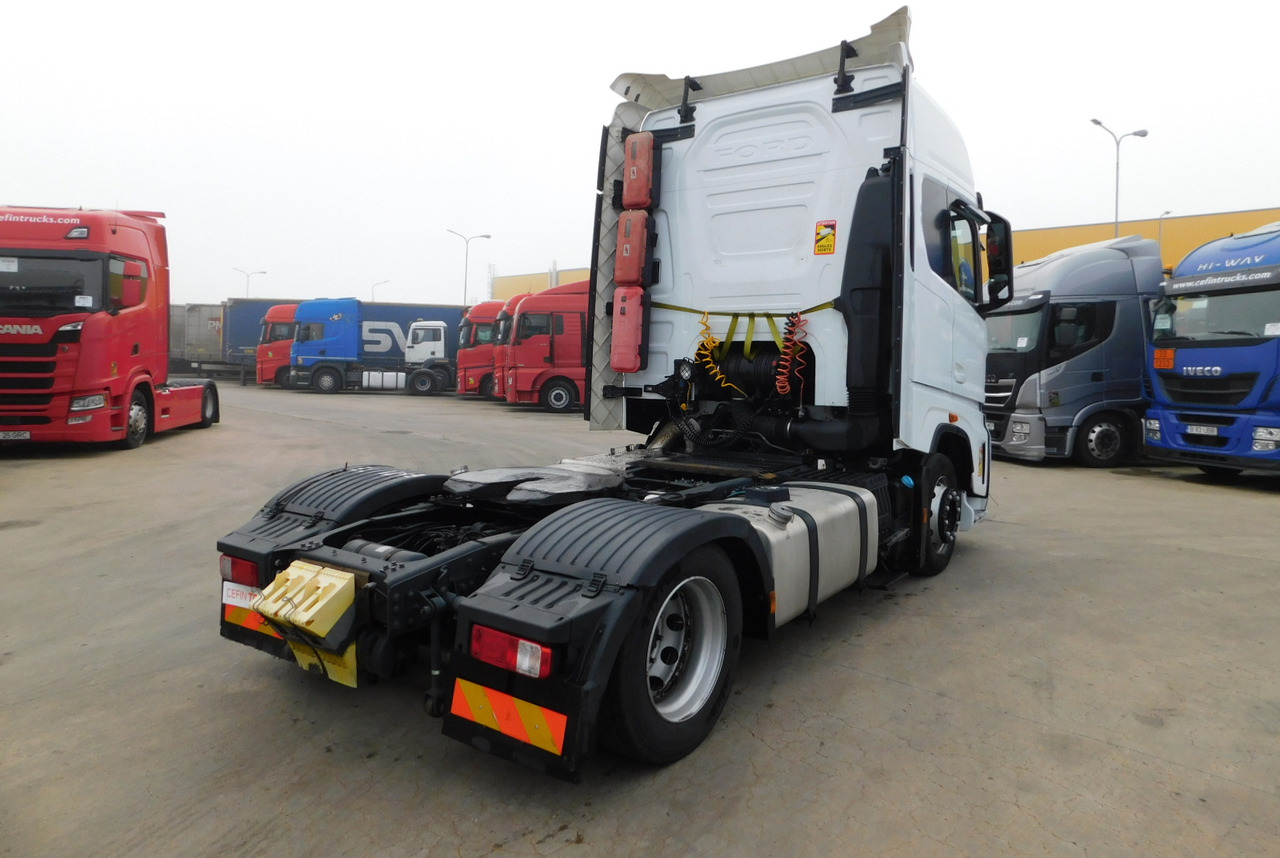 Ford F max ll 4x2 scab e6 12tx2620 - Xe đầu kéo: hình 3 Ford F max ll 4x2 scab e6 12tx2620 - Xe đầu kéo: hình 3