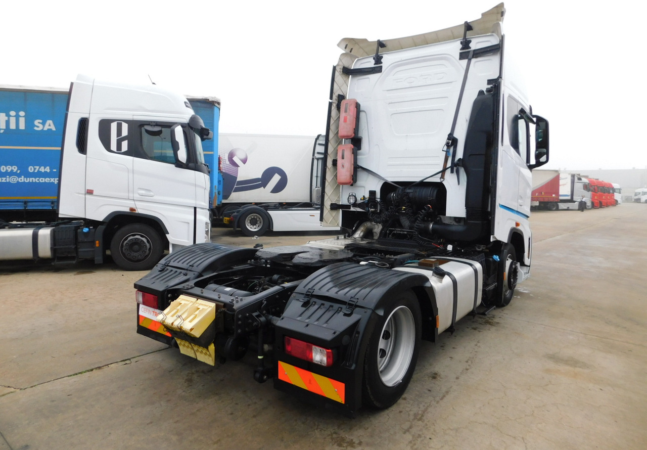 Ford F max ll 4x2 scab e6 12tx2620 - Xe đầu kéo: hình 3 Ford F max ll 4x2 scab e6 12tx2620 - Xe đầu kéo: hình 3