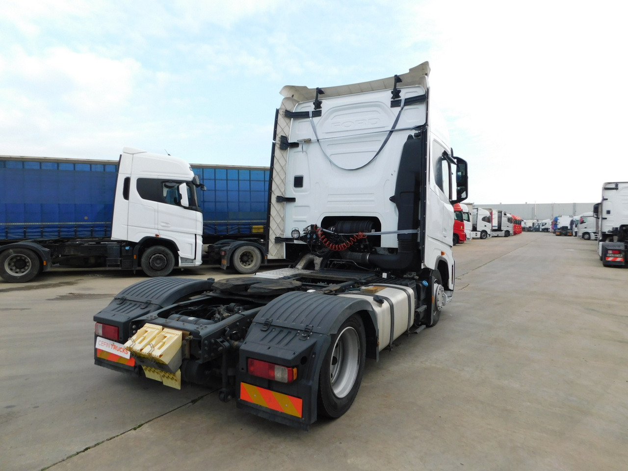 Ford F max ll 4x2 scab e6 12tx2620 - Xe đầu kéo: hình 3 Ford F max ll 4x2 scab e6 12tx2620 - Xe đầu kéo: hình 3