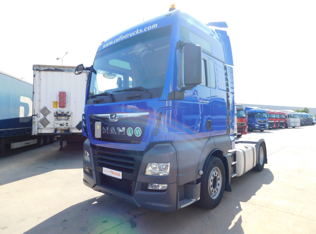 Man Tgx - Xe đầu kéo: hình 1 Man Tgx - Xe đầu kéo: hình 1