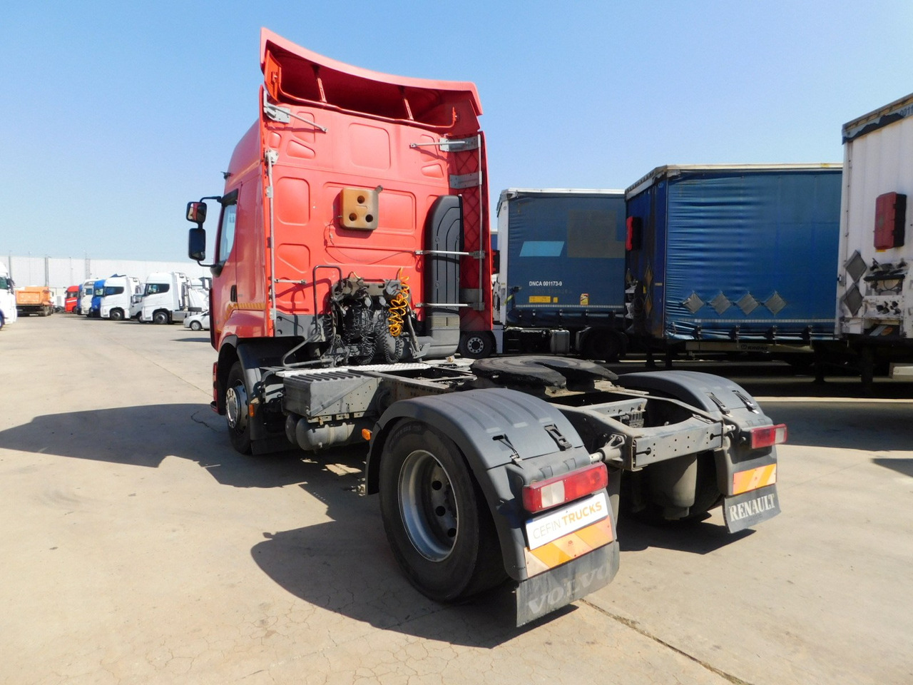 Renault Premium 410dxi - Xe đầu kéo: hình 4 Renault Premium 410dxi - Xe đầu kéo: hình 4