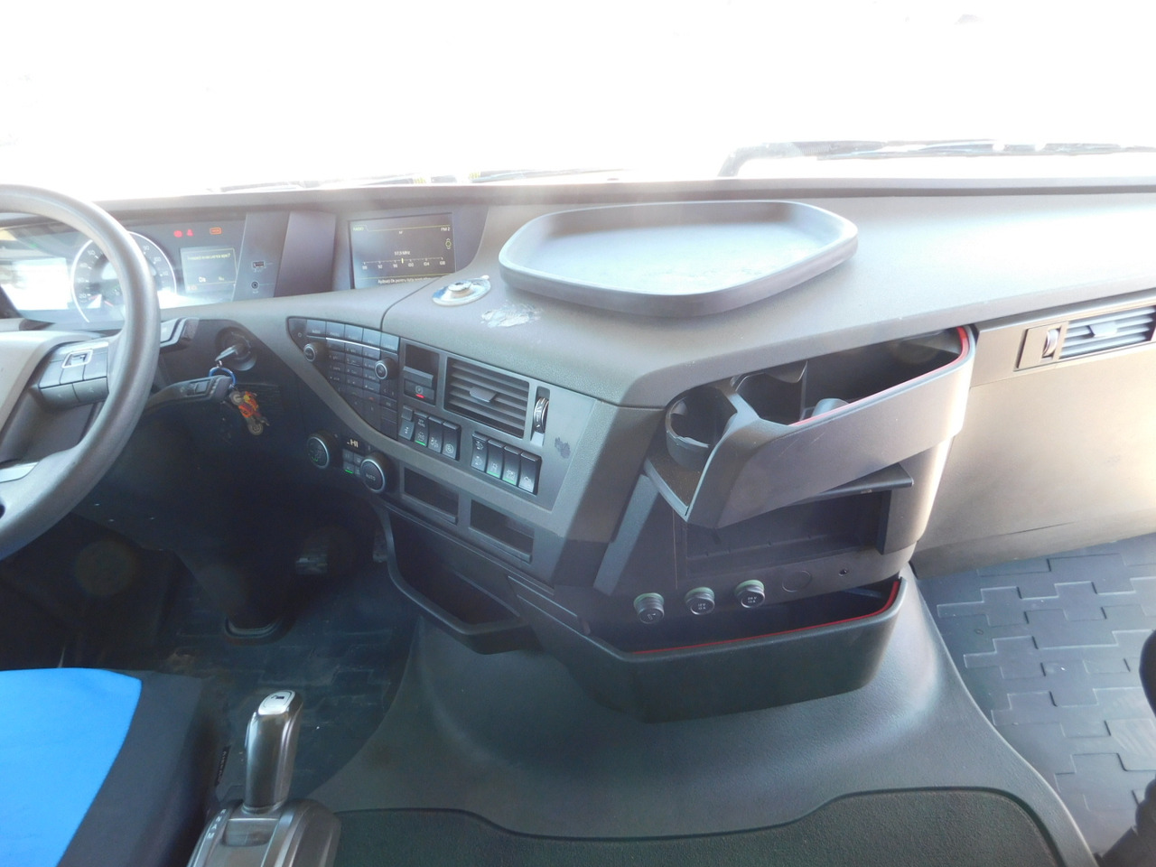 Xe đầu kéo Volvo Fh: hình 7