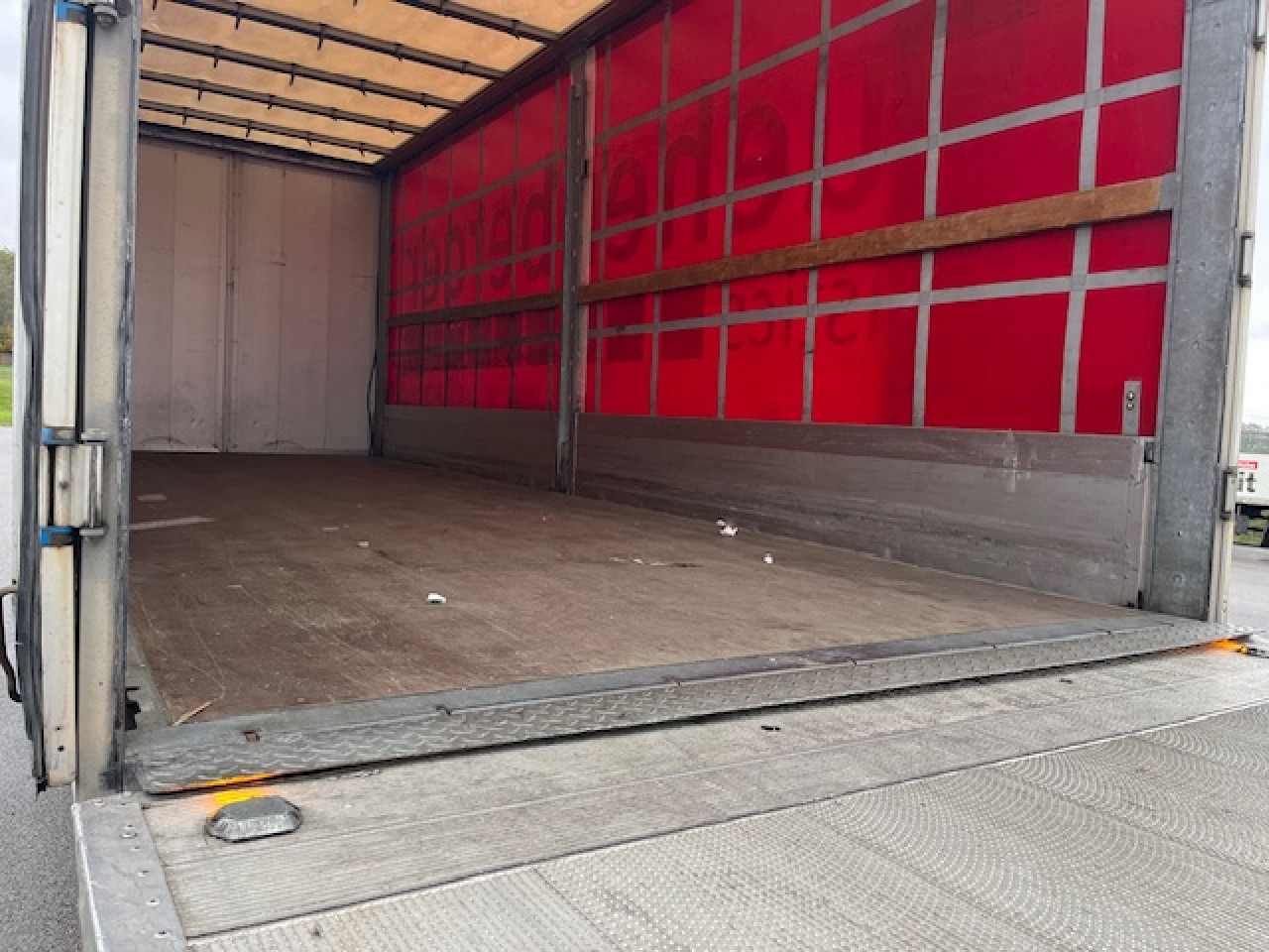 MAN TGM 18.320 4x2 BL Durchladbar - mit Tandemhänger - Xe tải thùng mui bạt: hình 2 MAN TGM 18.320 4x2 BL Durchladbar - mit Tandemhänger - Xe tải thùng mui bạt: hình 2