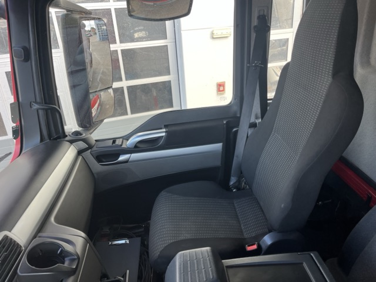 MAN TGS 33.440 6x4 BB mit Heckkran HIAB 166ES-4 Euro5 - Xe ben, Xe cẩu tự hành: hình 5 MAN TGS 33.440 6x4 BB mit Heckkran HIAB 166ES-4 Euro5 - Xe ben, Xe cẩu tự hành: hình 5