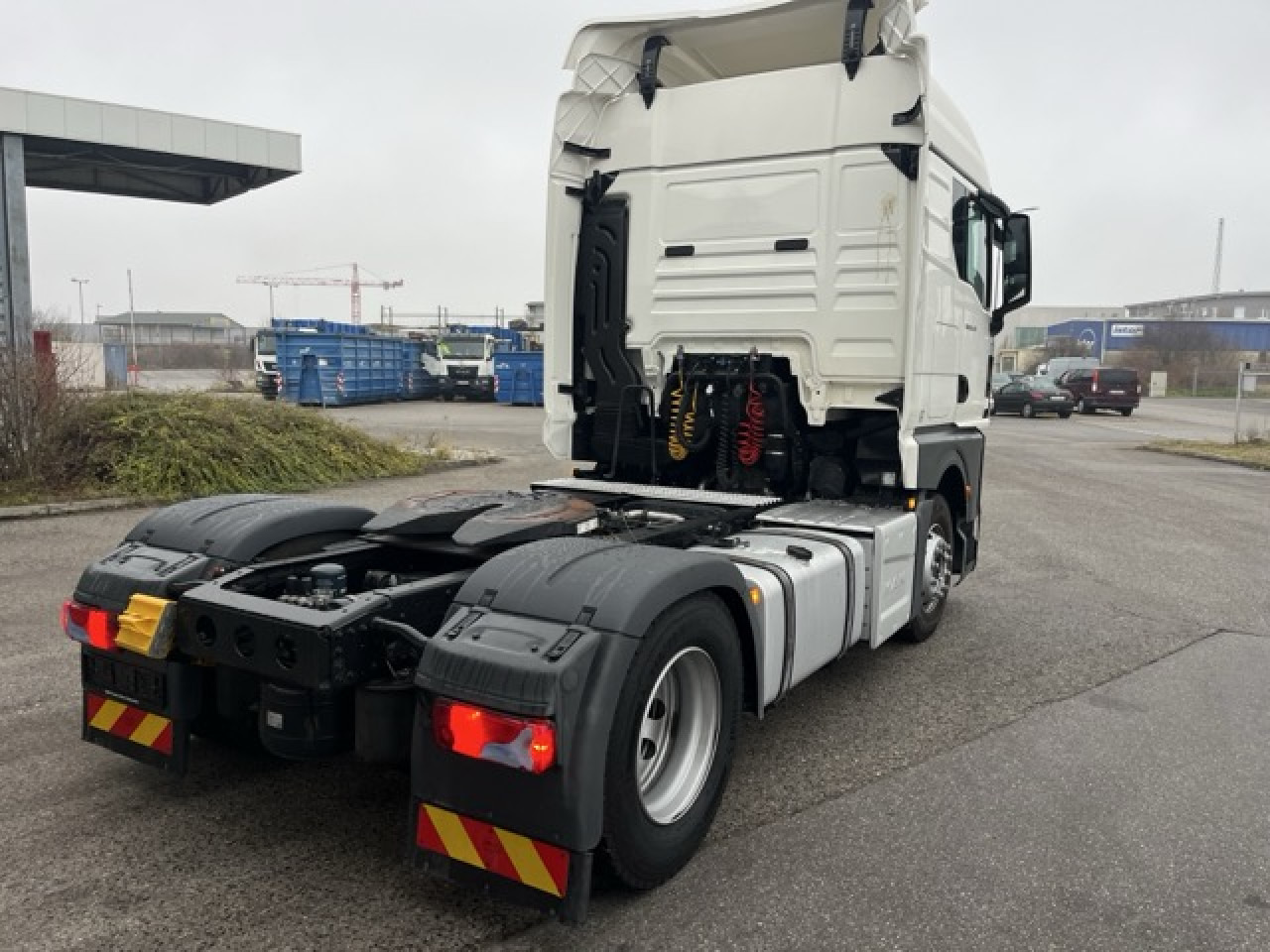Cho thuê MAN TGX 18.470 4x2 BLS Euro6 Retarder Klima Luftfeder MAN TGX 18.470 4x2 BLS Euro6 Retarder Klima Luftfeder: hình 10 Cho thuê MAN TGX 18.470 4x2 BLS Euro6 Retarder Klima Luftfeder MAN TGX 18.470 4x2 BLS Euro6 Retarder Klima Luftfeder: hình 10