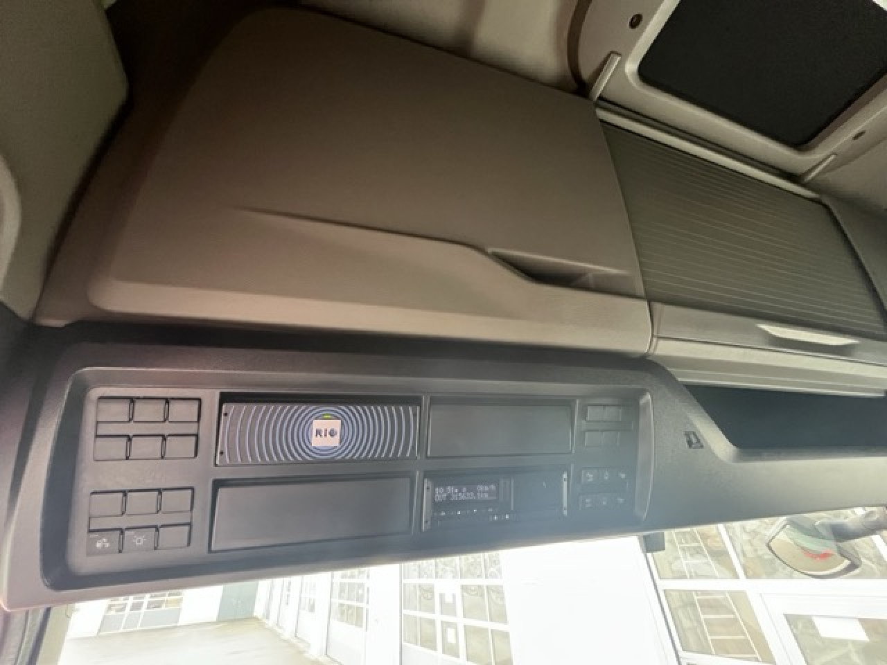 MAN TGX 18.510 4x2 LL SA - Vollgarantie MAN bis 01.27 - Xe đầu kéo: hình 5 MAN TGX 18.510 4x2 LL SA - Vollgarantie MAN bis 01.27 - Xe đầu kéo: hình 5