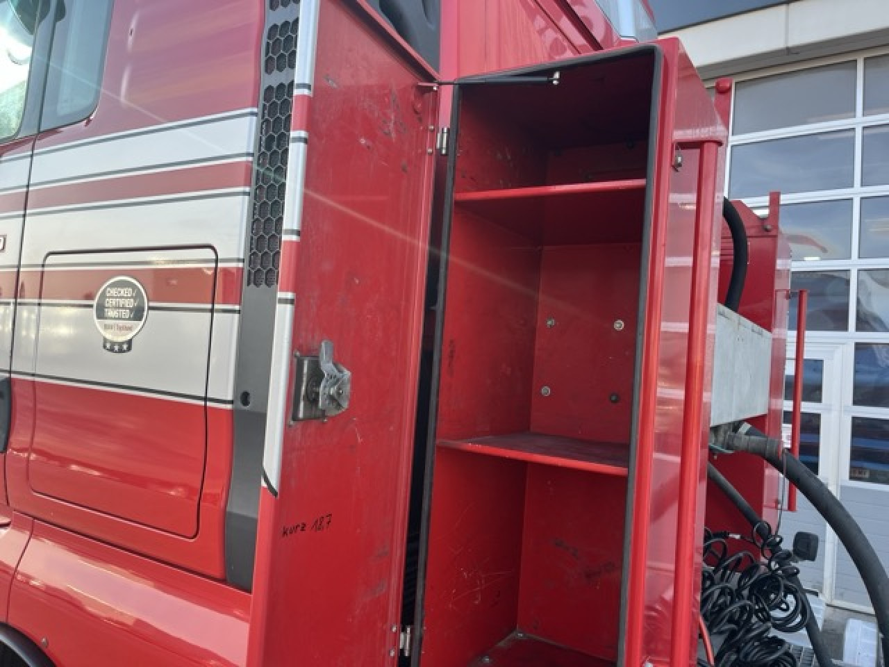 MAN TGX 26.480 6x4 BLS Euro6 Intarder Klima Luftfeder - Xe đầu kéo: hình 2 MAN TGX 26.480 6x4 BLS Euro6 Intarder Klima Luftfeder - Xe đầu kéo: hình 2