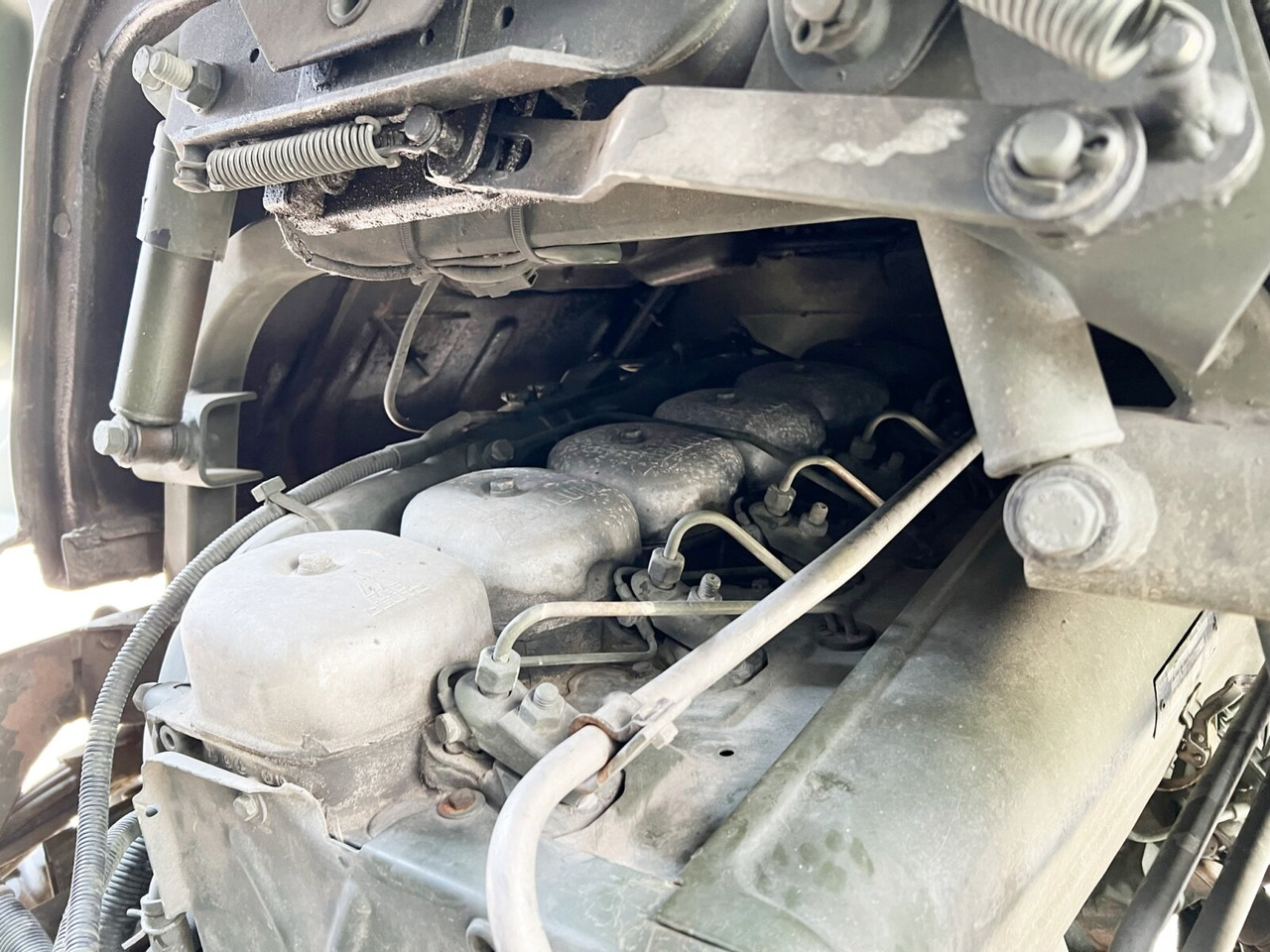 110-17 AW 4x4 110-17 AW 4x4, Ex-, Küche - Xe tải thùng mui bạt: hình 3 110-17 AW 4x4 110-17 AW 4x4, Ex-, Küche - Xe tải thùng mui bạt: hình 3