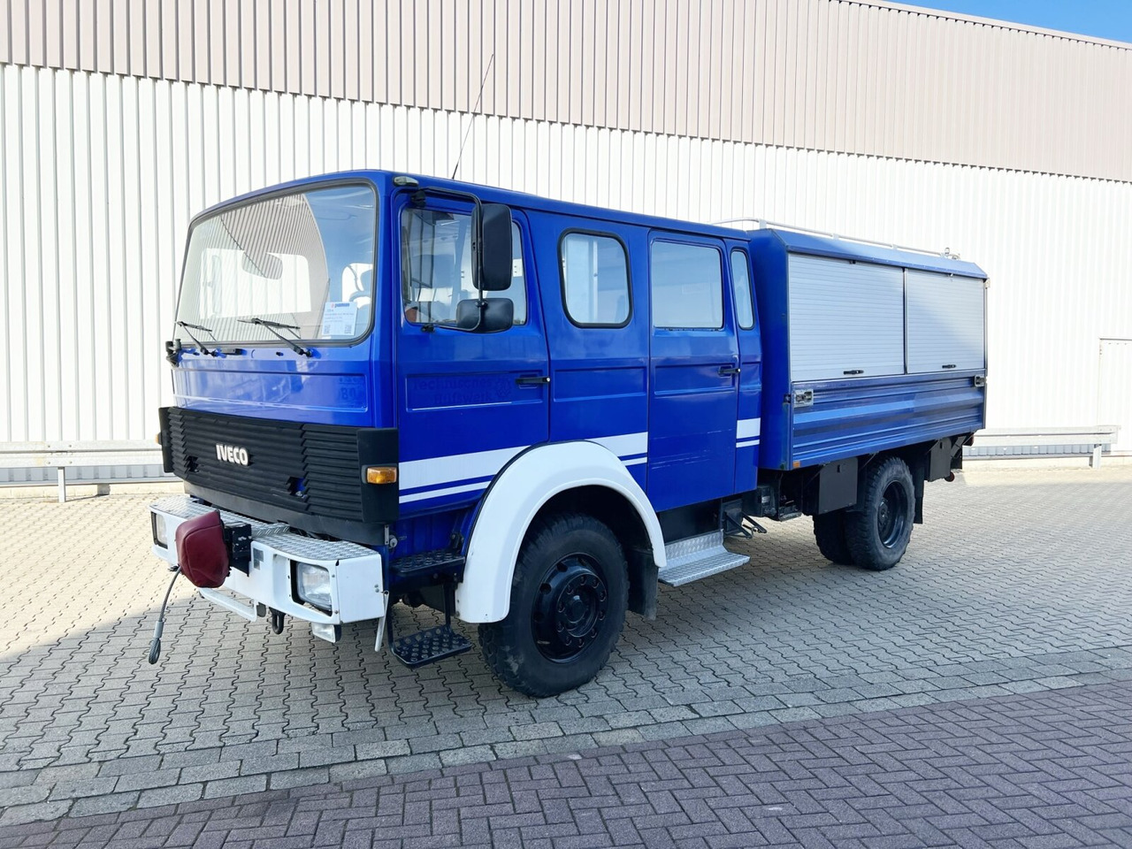 120-23 AW 4x4 Doka 120-23 AW 4x4 Doka, V8-Motor, Gerätewagen, Seilwinde - Xe tải cứu hỏa: hình 1 120-23 AW 4x4 Doka 120-23 AW 4x4 Doka, V8-Motor, Gerätewagen, Seilwinde - Xe tải cứu hỏa: hình 1