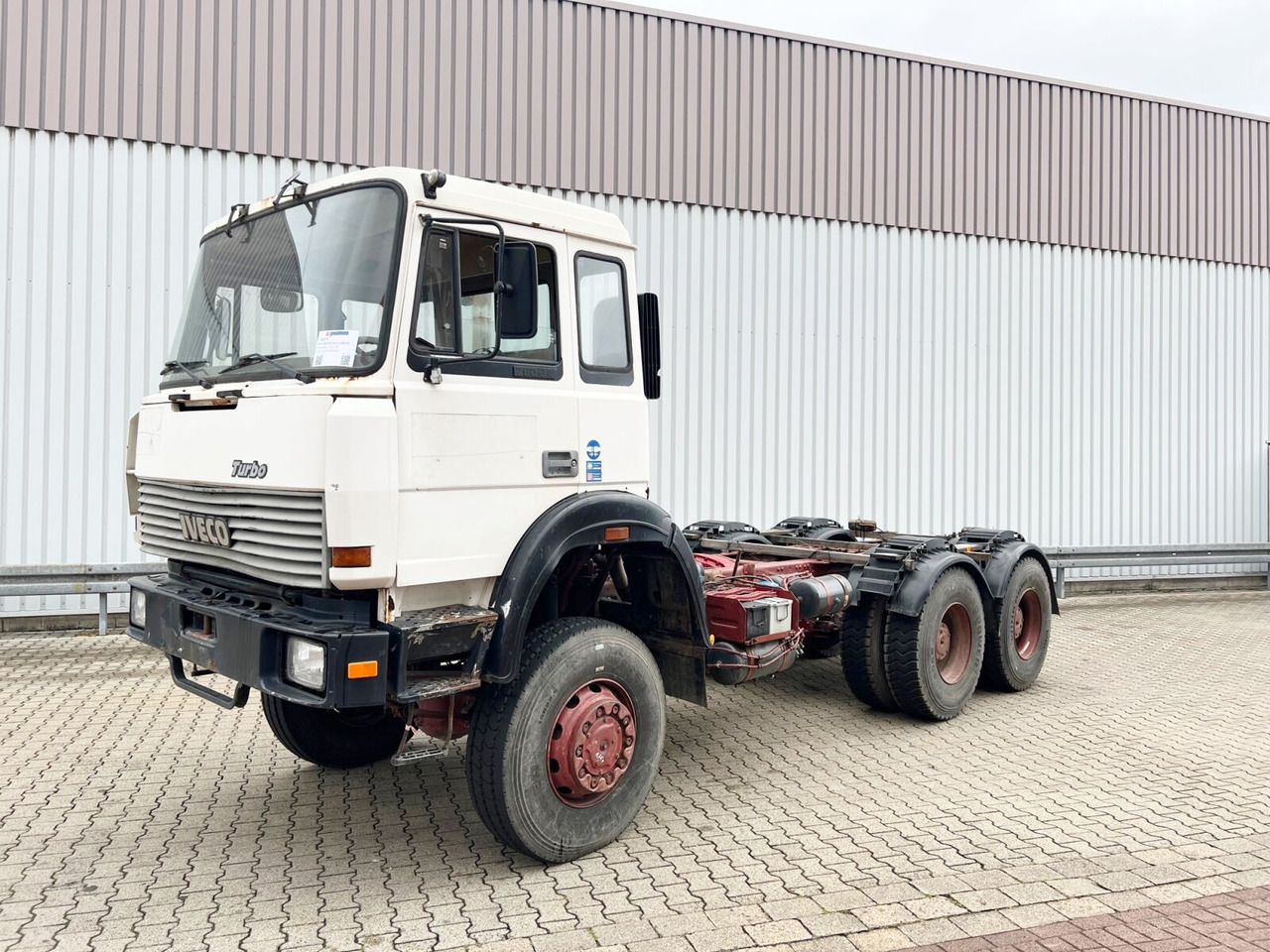 260-34 AHW 6x6 260-34 AHW 6x6, V8, Manual, Full Steel - Xe tải khung gầm: hình 1 260-34 AHW 6x6 260-34 AHW 6x6, V8, Manual, Full Steel - Xe tải khung gầm: hình 1