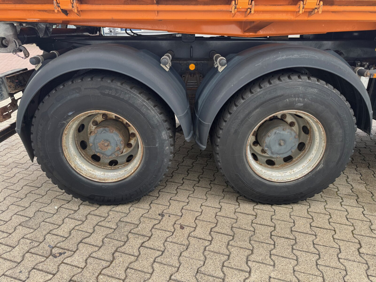 AD260T41 6x4 AD260T41 6x4, EEV - Xe tải khung gầm: hình 4 AD260T41 6x4 AD260T41 6x4, EEV - Xe tải khung gầm: hình 4