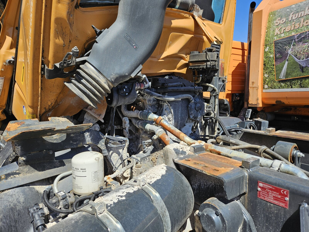 ASTRA HD9 86.50-90 8x6 ASTRA HD9 86.50-90 8x6, Unfallschaden, Cursor 13 - Xe tải khung gầm: hình 2 ASTRA HD9 86.50-90 8x6 ASTRA HD9 86.50-90 8x6, Unfallschaden, Cursor 13 - Xe tải khung gầm: hình 2