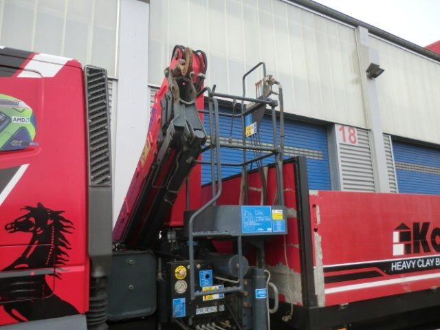 AT260S31Y/P 6x2 AT260S31Y/P 6x2 mit Kran Copma 150.3 - Xe cẩu tự hành, Xe tải thùng lửng/ Phẳng: hình 2 AT260S31Y/P 6x2 AT260S31Y/P 6x2 mit Kran Copma 150.3 - Xe cẩu tự hành, Xe tải thùng lửng/ Phẳng: hình 2
