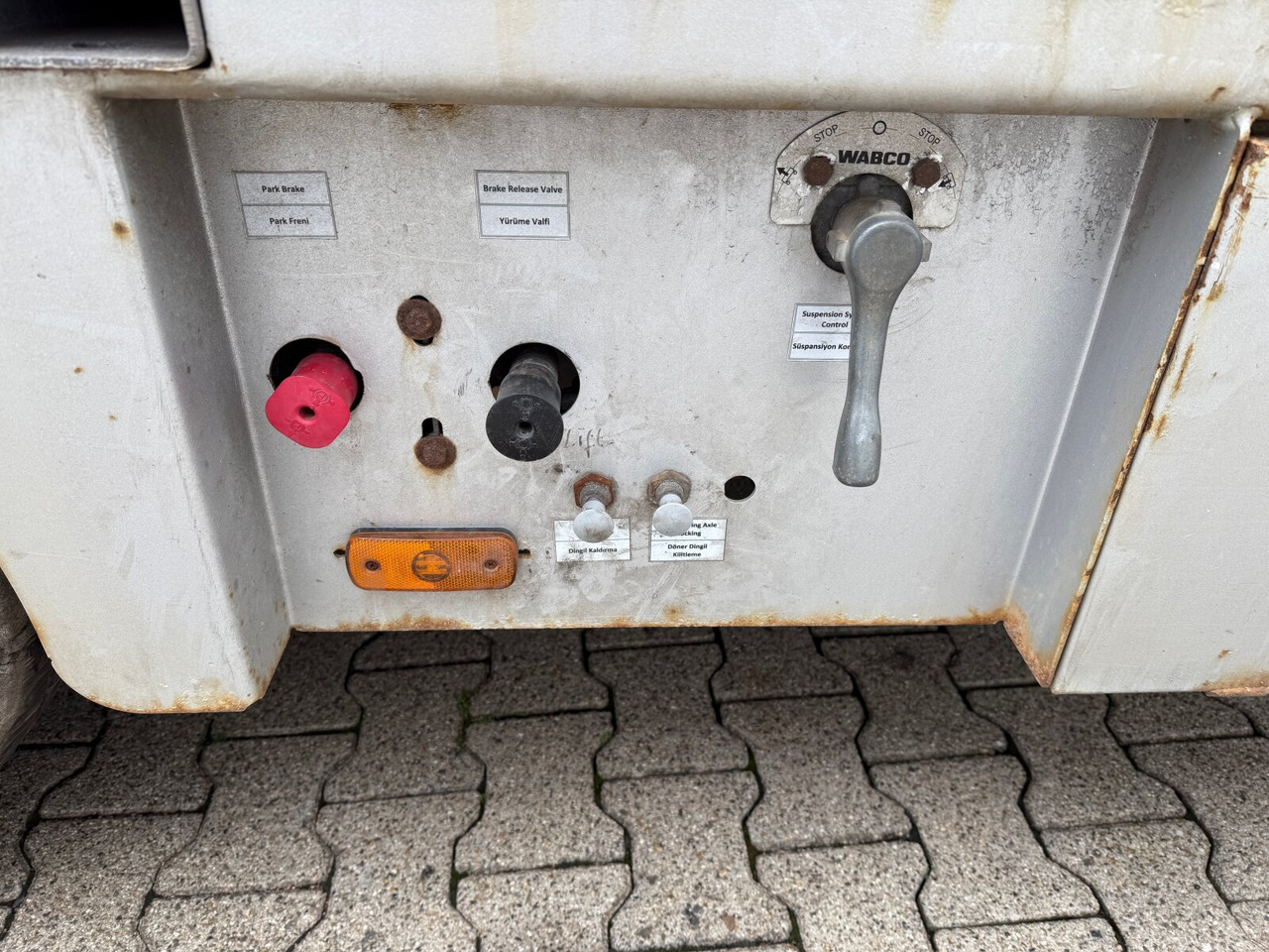 CYL 3 CYL 3, mit Lift-/Lenkachse, faltbare Rampen - Sơ mi rơ moóc thùng thấp: hình 5 CYL 3 CYL 3, mit Lift-/Lenkachse, faltbare Rampen - Sơ mi rơ moóc thùng thấp: hình 5