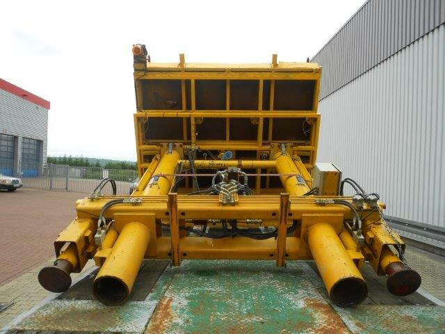 Castillete PRFR - Nền bục trên không gắn trên xe tải: hình 2 Castillete PRFR - Nền bục trên không gắn trên xe tải: hình 2