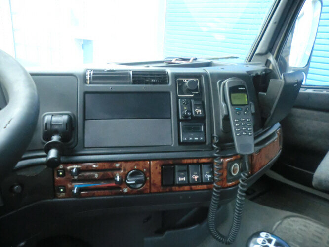 FH New 12-420 4x2 - Xe tải khung gầm: hình 2 FH New 12-420 4x2 - Xe tải khung gầm: hình 2