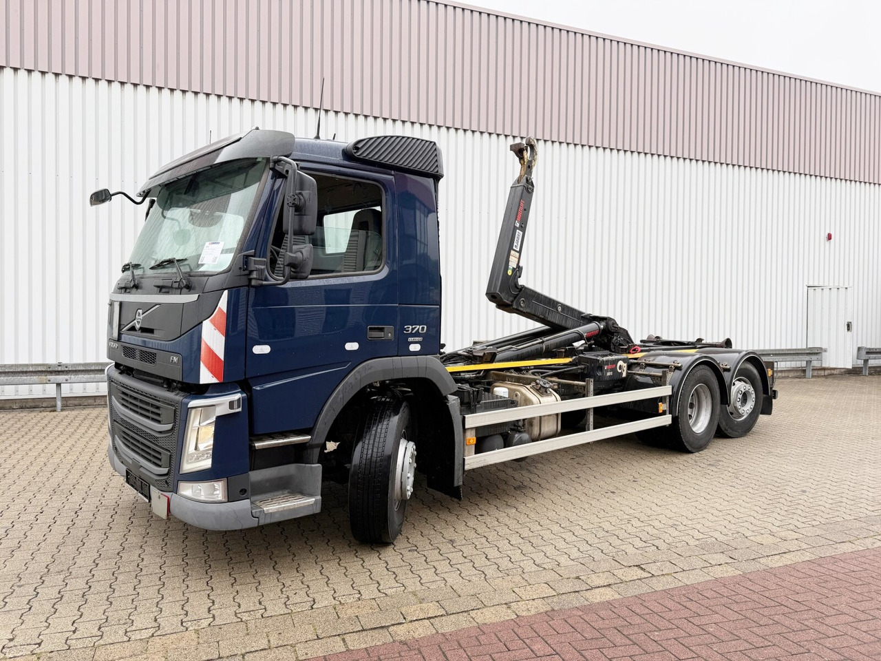 FM 370/410 6x2 FM 370/410 6x2, Lenk-/Liftachse - Xe tải nâng móc: hình 1 FM 370/410 6x2 FM 370/410 6x2, Lenk-/Liftachse - Xe tải nâng móc: hình 1
